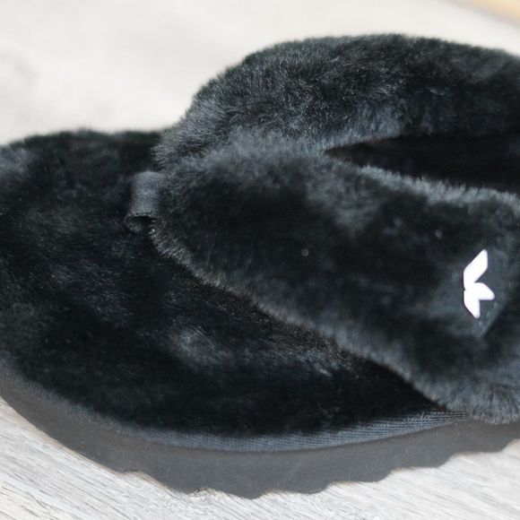 Koolaburra by UGG Furr-ee Women's Slipper Sandals - Black (Various Size) - Picture 4 of 6